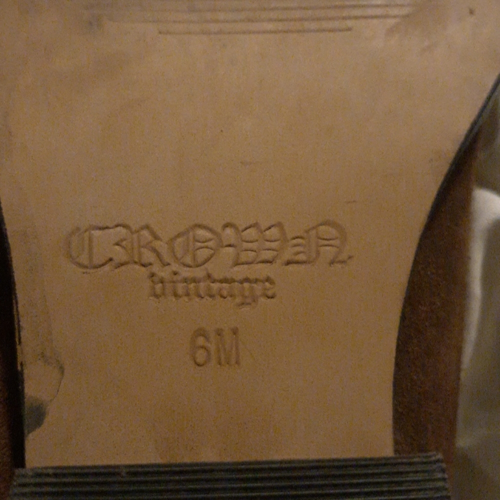 Boots - Picture 3 of 3